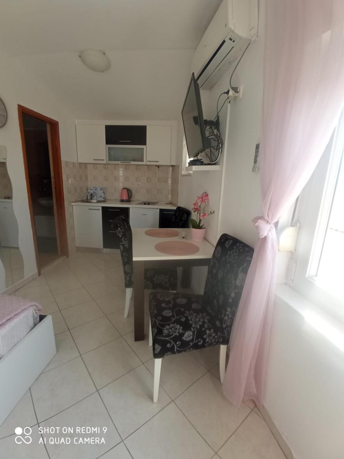 Apartmani Andelo, Tommy, Leon Bibinje Exterior foto